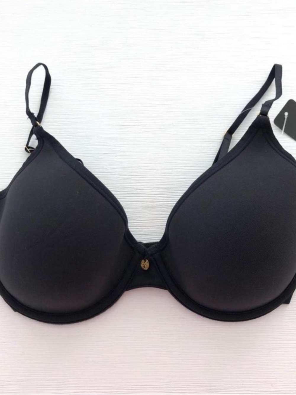 Natori Black Contour T-Shirt Bra with Light Padding